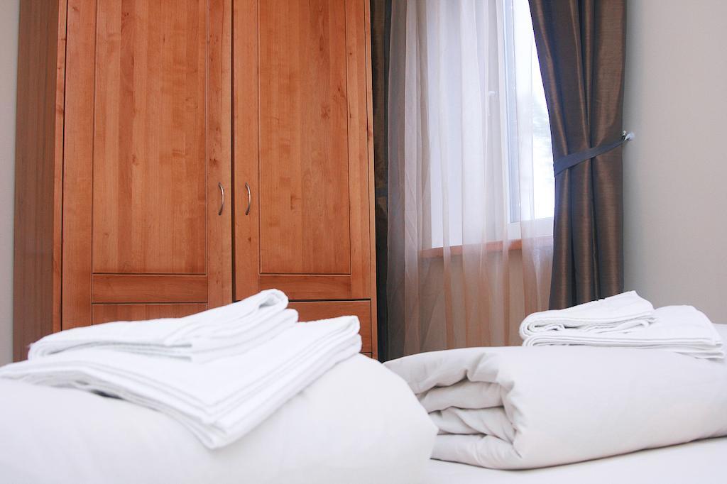 Sajutu Parka Hostelis Valmiera Room photo