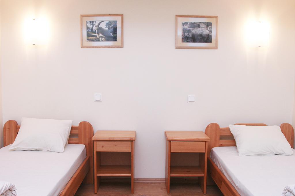 Sajutu Parka Hostelis Valmiera Room photo